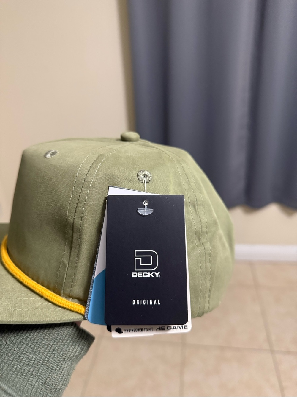 DECKY hat  Snapback Hat with Yellow Rope - Picture 3 of 7